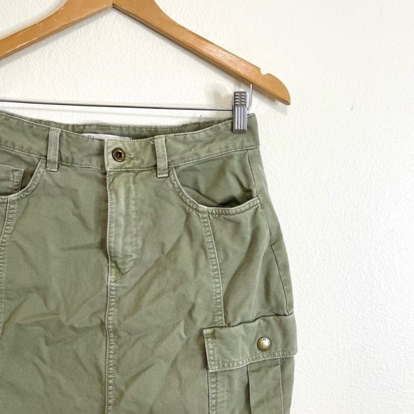 Zara High Waisted Cargo Skirt, Size M - Picture 1 of 9